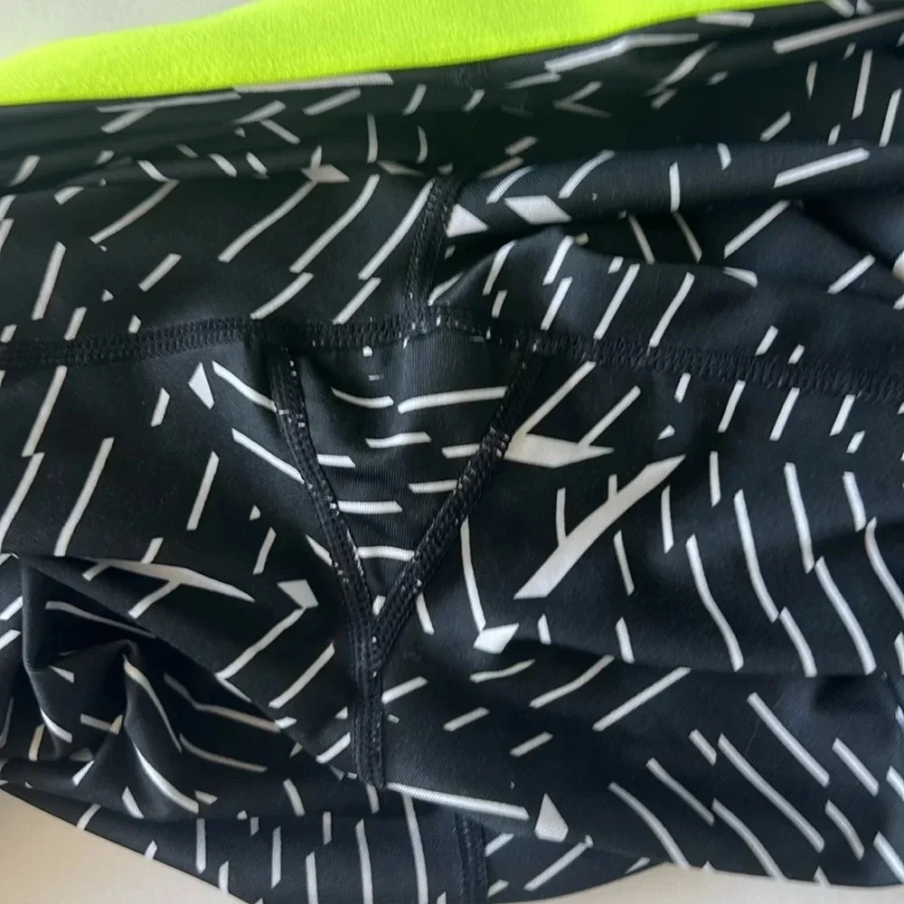 Nike Women’s Pro 11 Bash Training Shorts White/Black/Volt Size Medium - Picture 10 of 11
